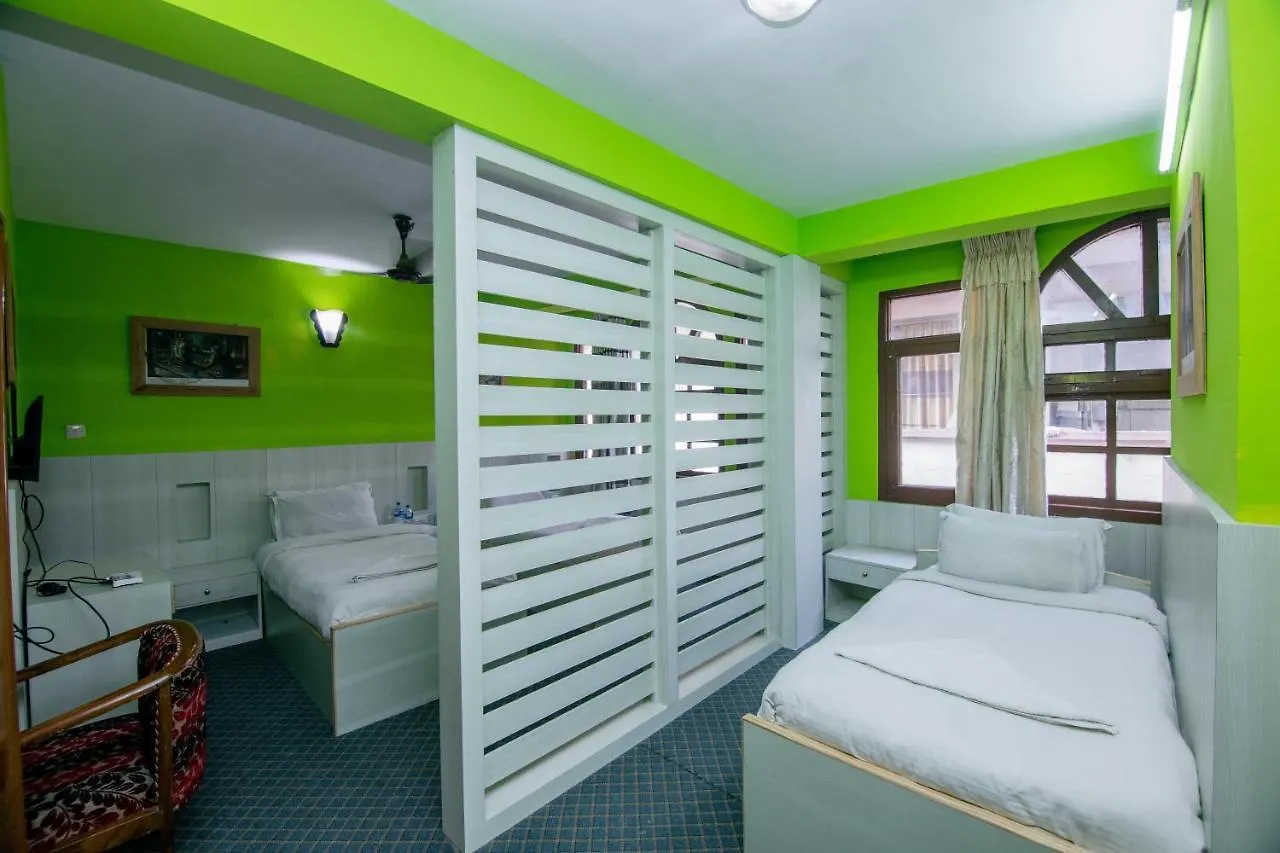 Hotel Pomelo House Катманду 2*,