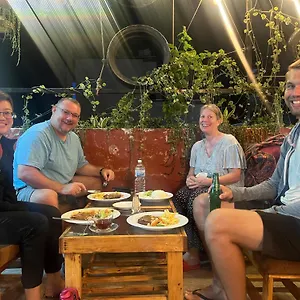 Holiday Hostel Hostal